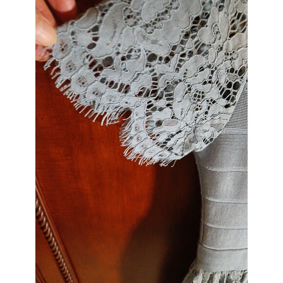 French Connection Dress Women's Size 8 Icy Blue Knit w/ Lace Overlay Lining - Picture 2 of 14